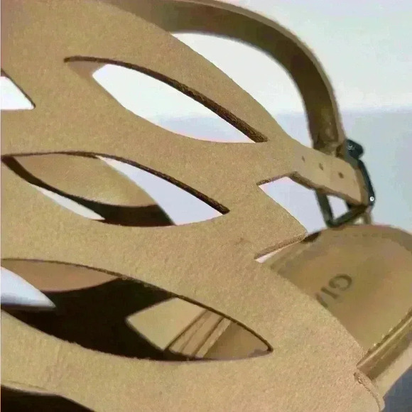 Gianni Bini Heels - Picture 10 of 10